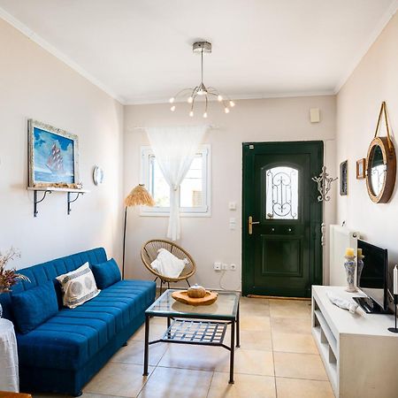 Seaside Ipsos Apartment By Konnect エクステリア 写真